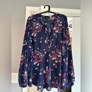 Torrid blouse - great condition